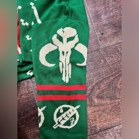 STAR WARS Boba Fett Green Red Winter Sweater Mando Mandalorian - Picture 4 of 6